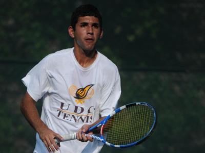 Carlos Quiroga earned a 6-1, 6-2 victory at No. 6 singles for the Firebirds' first point of the afternoon.