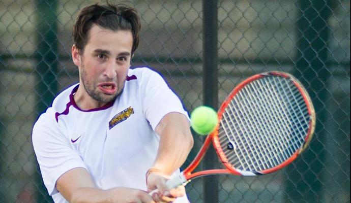 Feligioni earned wins at No. 2 doubles and No. 4 singles.
