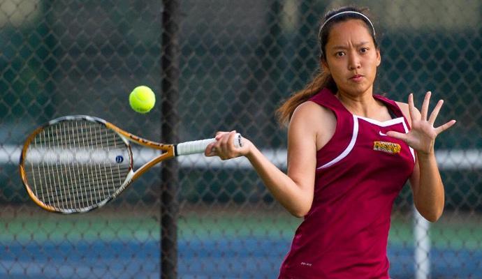 Peerada Looareesuwan won her 3rd straight No. 3 singles match and teamed with Zoe Mall for a No. 2 doubles win.