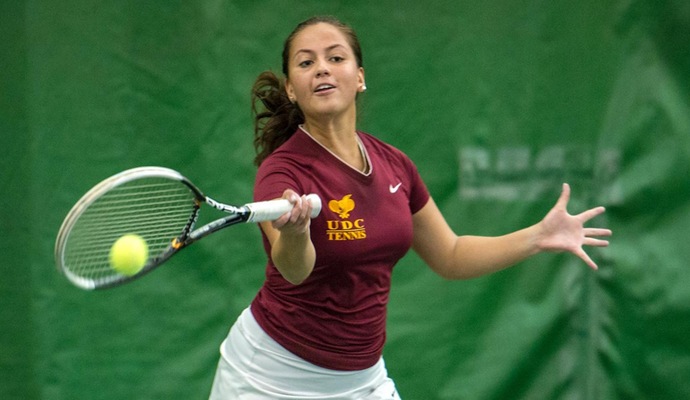 Castrillon won her No. 4 singles match, 6-3, 6-3.